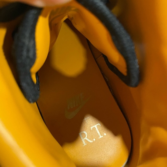 Nike Air Force 1 x Riccardo Tisci High Top - Picture 9 of 9